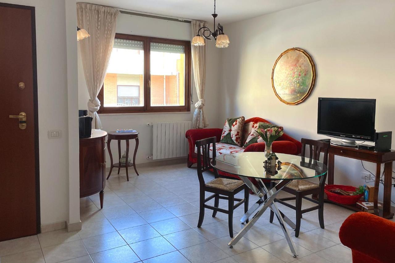 Aristanis Home Vacation Apartment Oristano Exterior foto