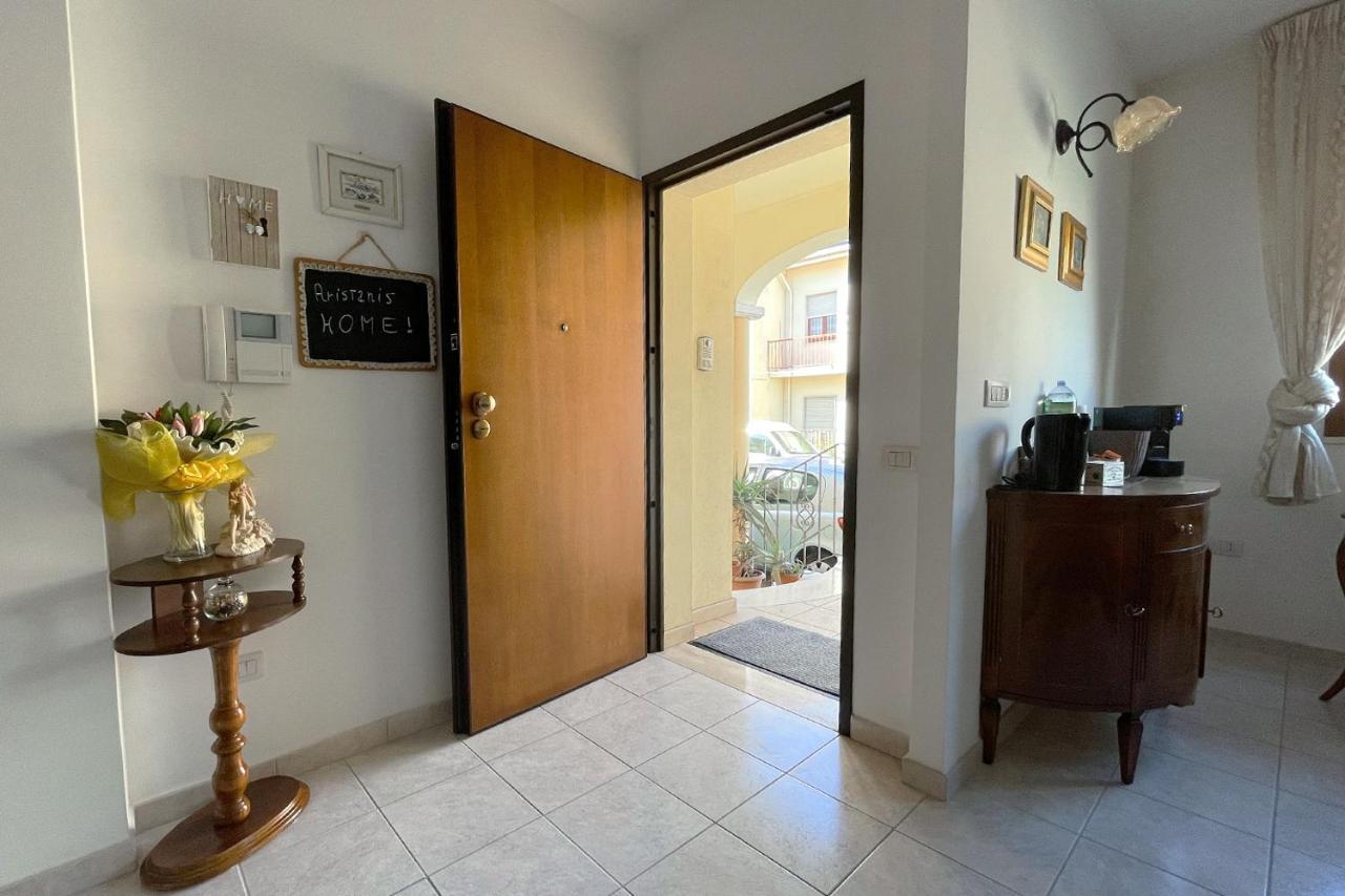 Aristanis Home Vacation Apartment Oristano Exterior foto
