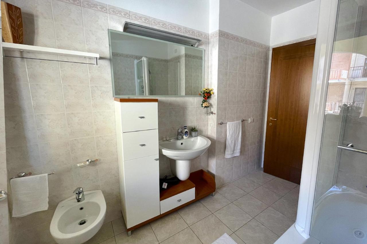 Aristanis Home Vacation Apartment Oristano Exterior foto