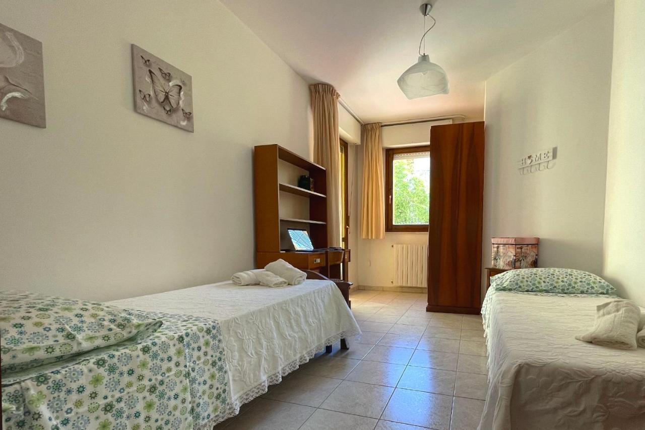 Aristanis Home Vacation Apartment Oristano Exterior foto